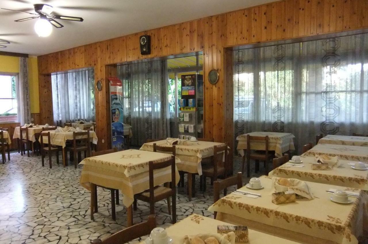 Albergo Villalma Rimini Buitenkant foto