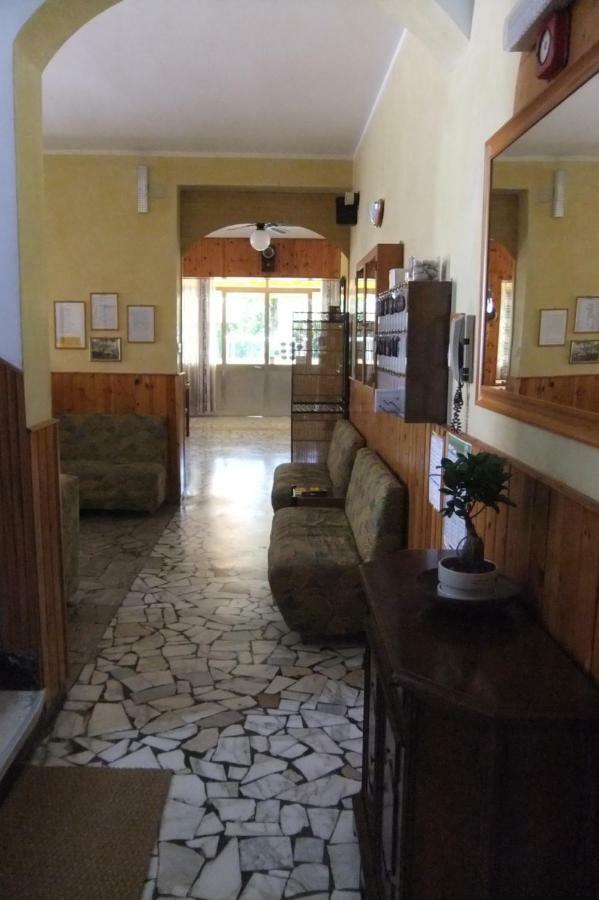 Albergo Villalma Rimini Buitenkant foto