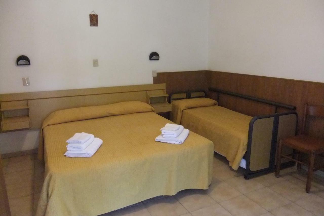 Albergo Villalma Rimini Buitenkant foto