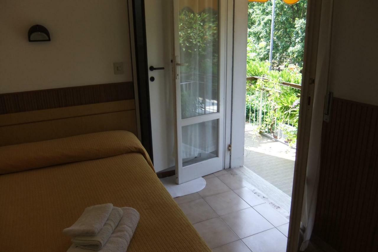 Albergo Villalma Rimini Buitenkant foto